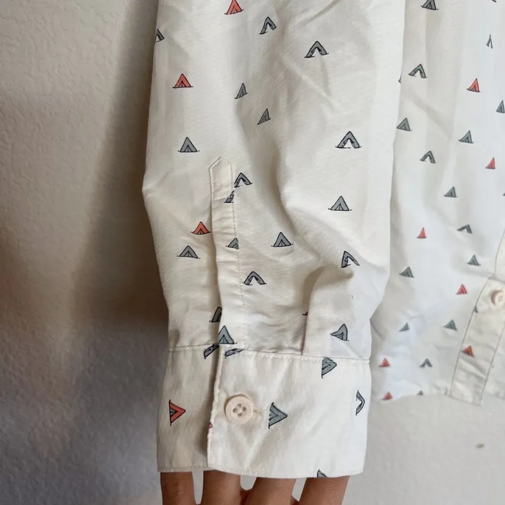 Eddie Bauer tent‎ print button up